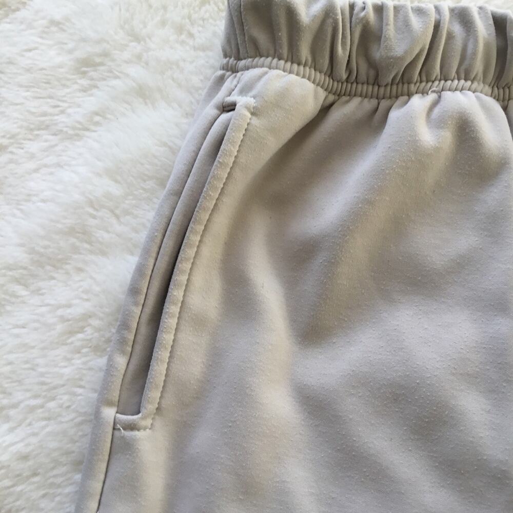 Men Light Gray Casual Shorts - Picture 14 of 14
